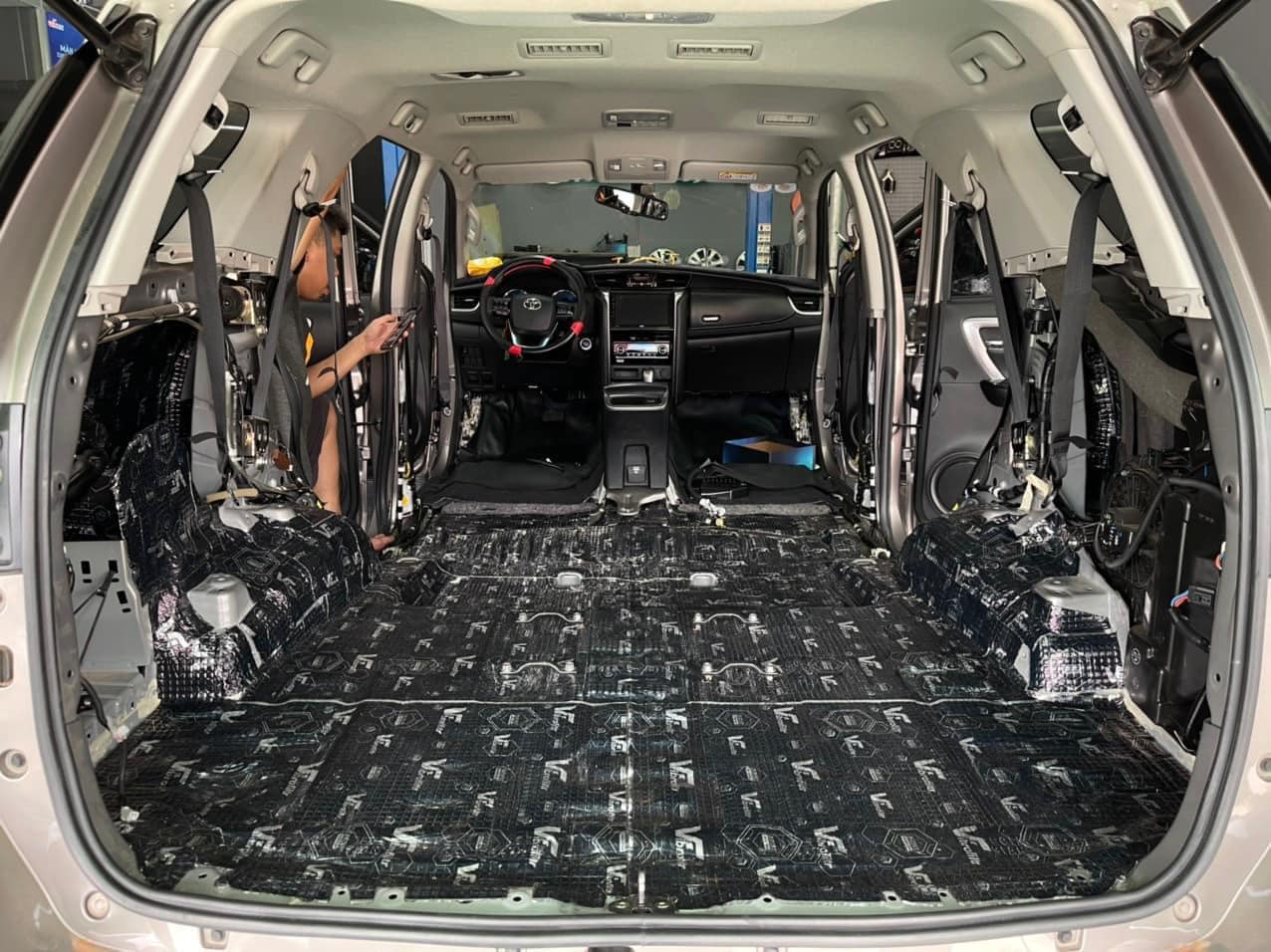 CÁCH ÂM CHỐNG ỒN