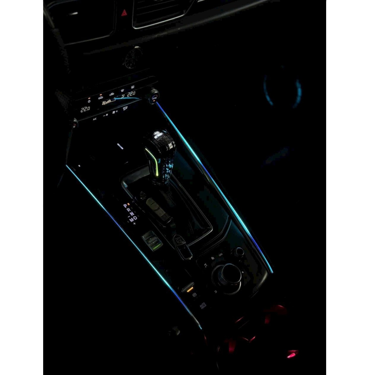 led-noi-that-cho-mazda-cx5-3